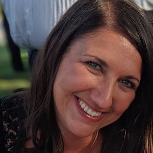 Meet your Posher, Jaclyn